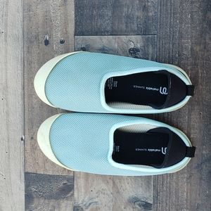 Mahabis Summer Indoor Outdoor slippers sz 36EU 6 US women's